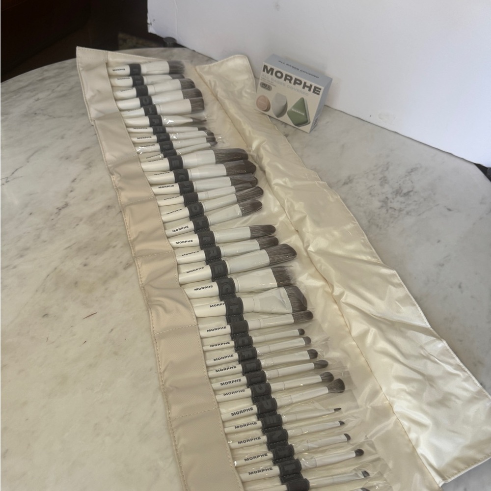 Morphe Professional 34 Brush Collection in Cream Roll